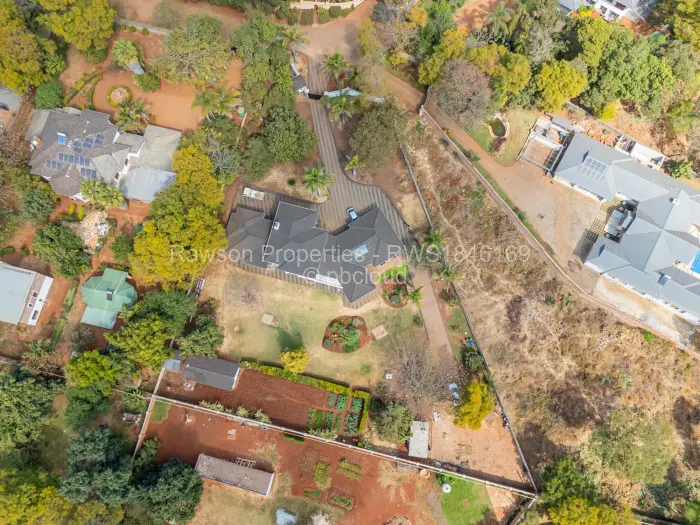 5 Bedroom House for Sale in Borrowdale, Harare