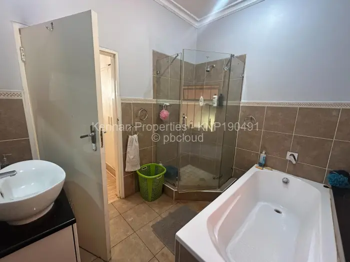 3 Bedroom House to Rent in Pomona