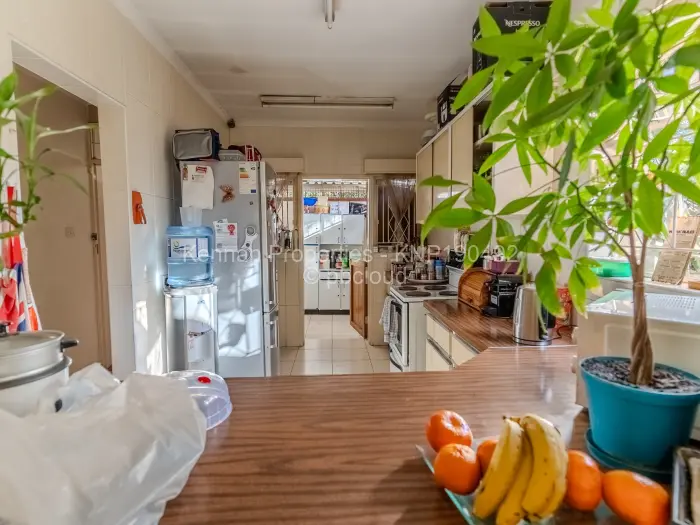 3 Bedroom Cottage/Garden Flat for Sale in Avondale, Harare