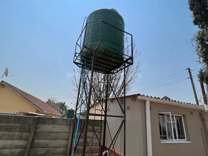3 Bedroom House to Rent in Mabelreign, Harare
