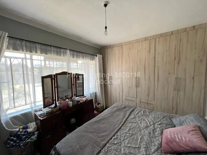 3 Bedroom House to Rent in Mabelreign, Harare