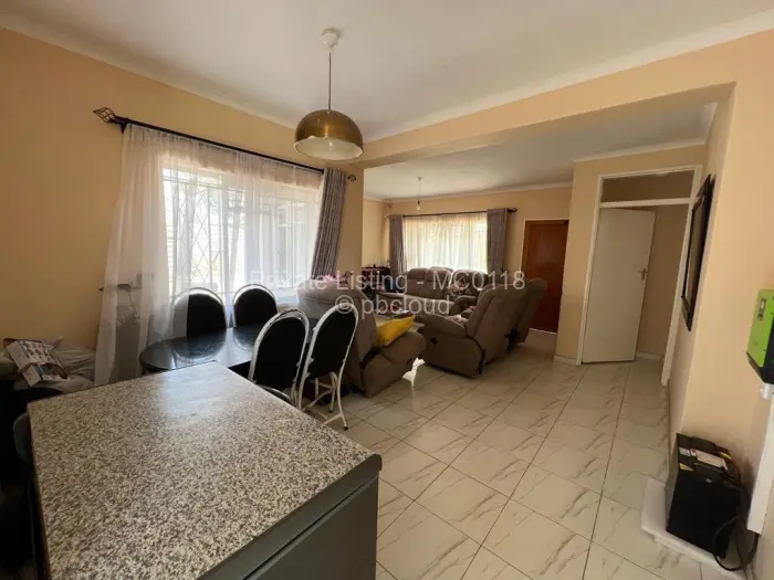 3 Bedroom House to Rent in Mabelreign, Harare