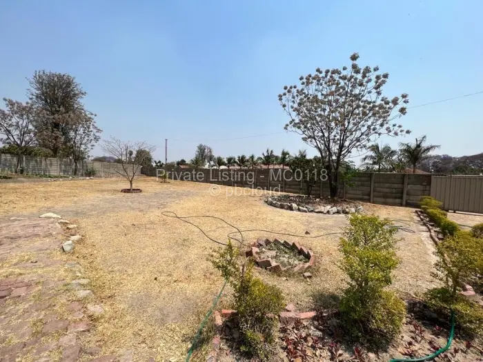 3 Bedroom House to Rent in Mabelreign, Harare
