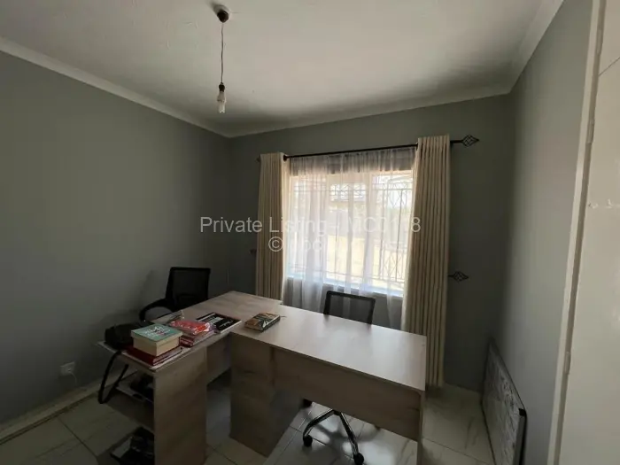3 Bedroom House to Rent in Mabelreign, Harare