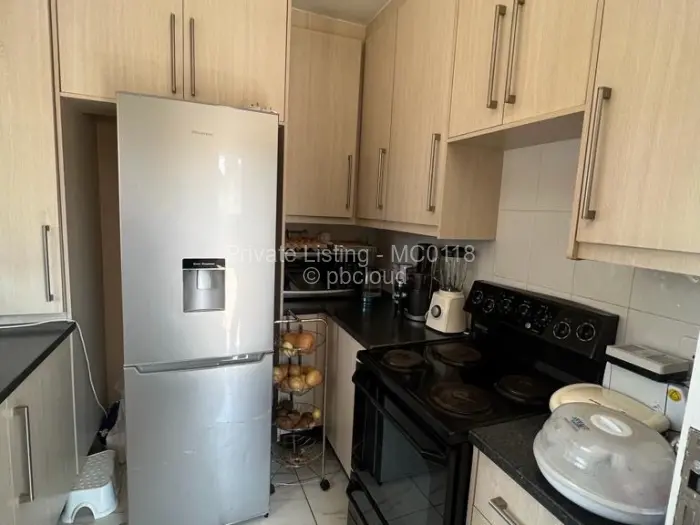 3 Bedroom House to Rent in Mabelreign, Harare