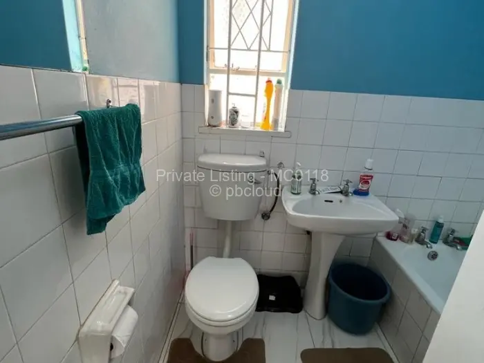 3 Bedroom House to Rent in Mabelreign, Harare