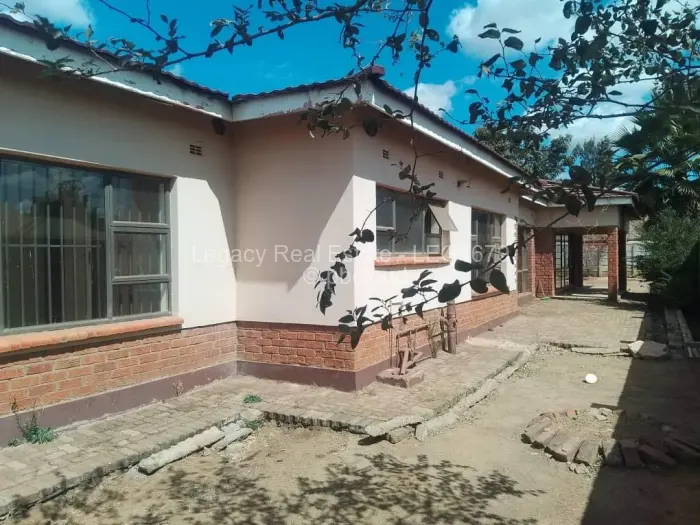 3 Bedroom House for Sale in Fairview, Harare