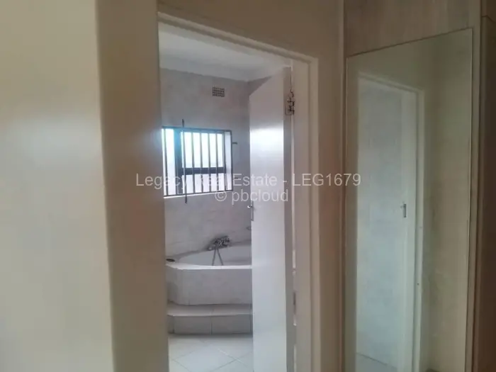 3 Bedroom House for Sale in Fairview, Harare