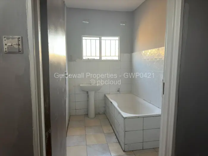 4 Bedroom House to Rent in Southlea Park, Harare