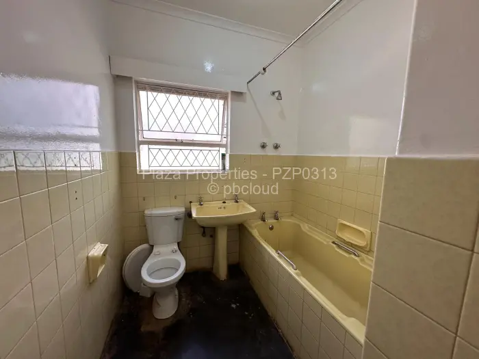 4 Bedroom House for Sale in Chisipite, Harare