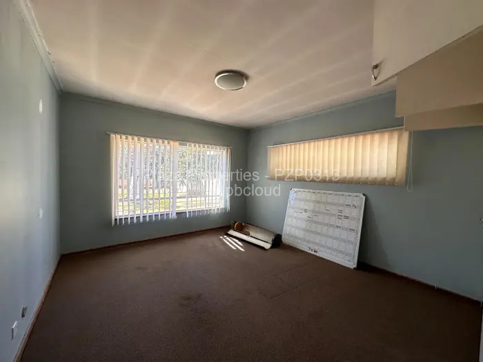 4 Bedroom House for Sale in Chisipite, Harare