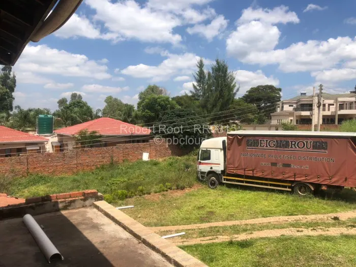 7 Bedroom House for Sale in Glen Lorne, Harare