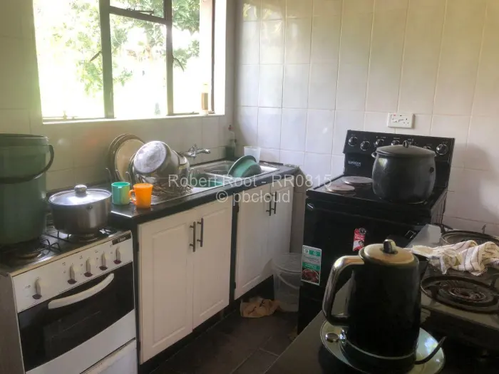 7 Bedroom House for Sale in Glen Lorne, Harare