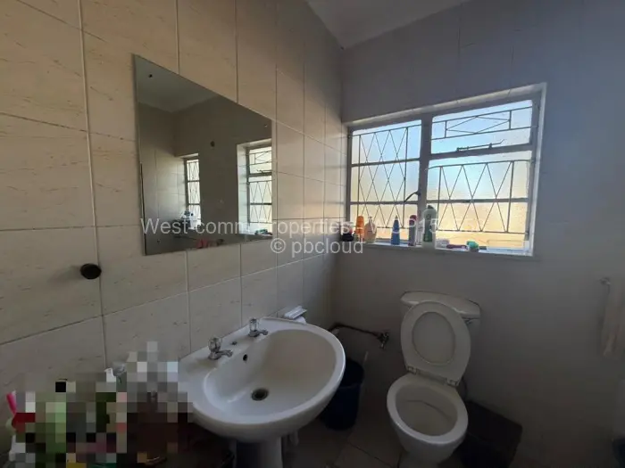 Flat/Apartment to Rent in Mount Pleasant
