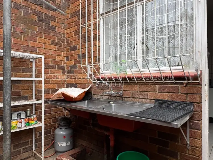 Townhouse/Complex/Cluster for Sale in Ascot, Bulawayo