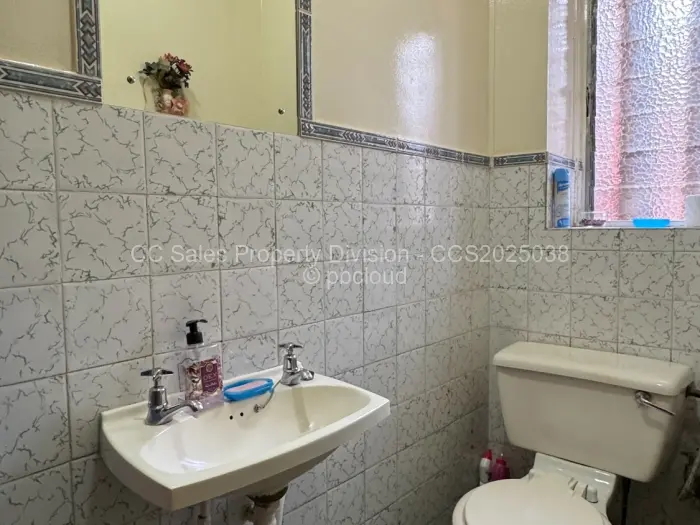 Townhouse/Complex/Cluster for Sale in Ascot, Bulawayo