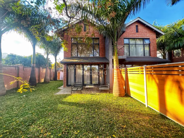 Townhouse/Complex/Cluster to Rent in Greencroft, Harare