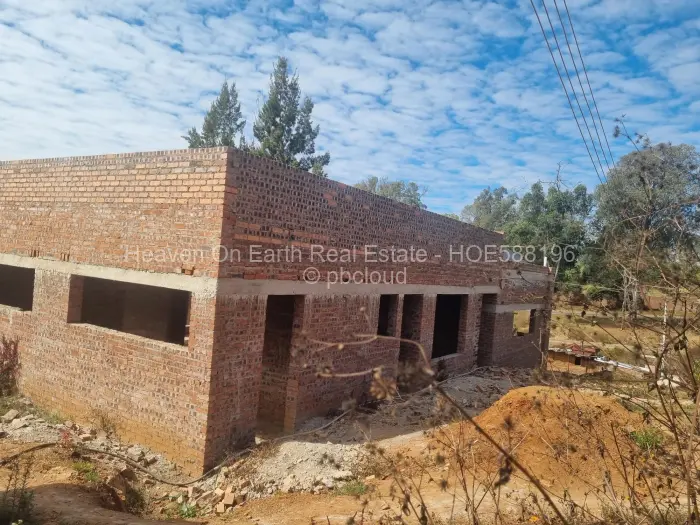 5 Bedroom House for Sale in Glen Lorne, Harare