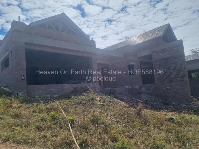 5 Bedroom House for Sale in Glen Lorne, Harare