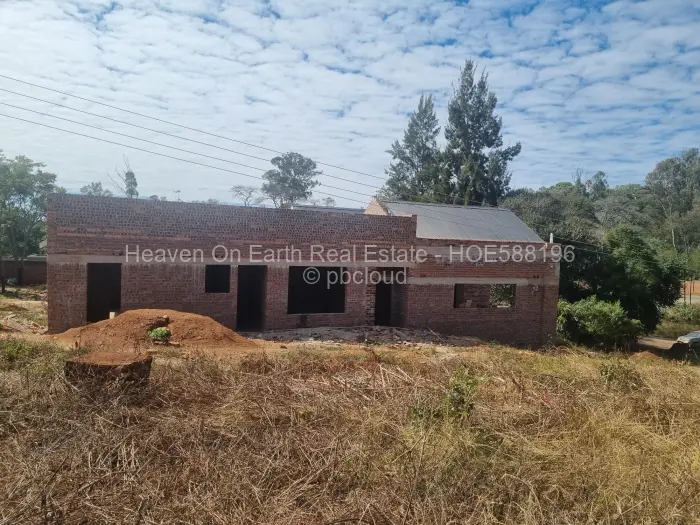 5 Bedroom House for Sale in Glen Lorne, Harare