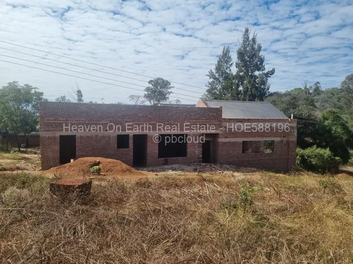 5 Bedroom House for Sale in Glen Lorne, Harare