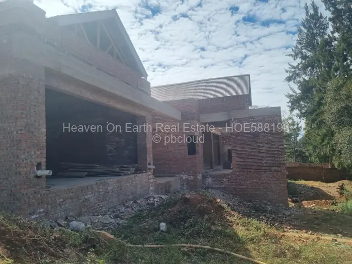 5 Bedroom House for Sale in Glen Lorne, Harare