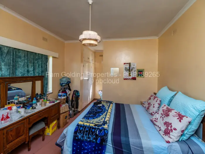 5 Bedroom House for Sale in The Grange, Harare