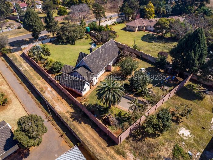 5 Bedroom House for Sale in The Grange, Harare