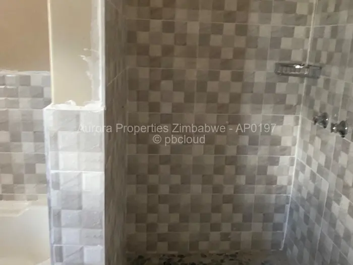 5 Bedroom House to Rent in Kambanji