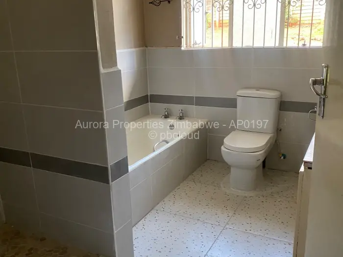 5 Bedroom House to Rent in Kambanji