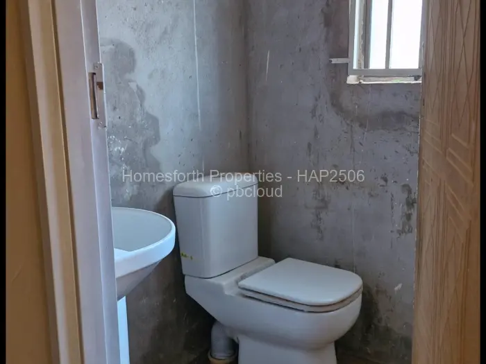 6 Bedroom House for Sale in Belvedere, Harare