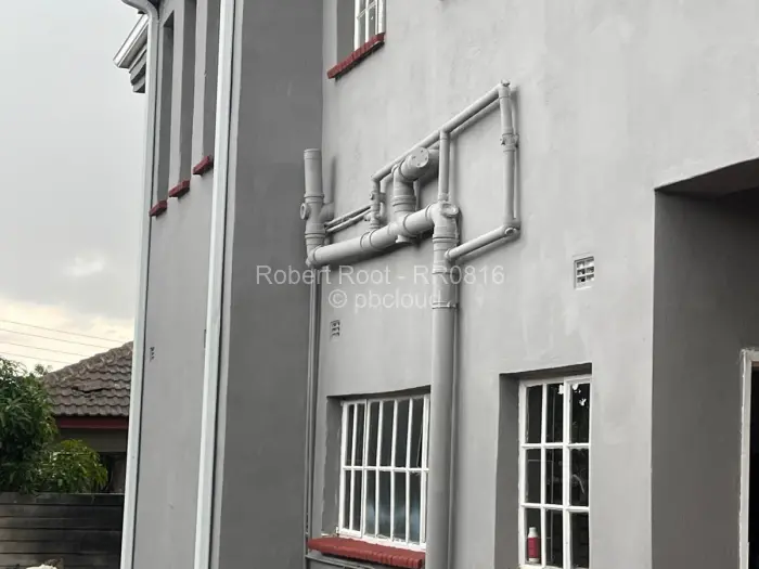 5 Bedroom House to Rent in Zimre Park