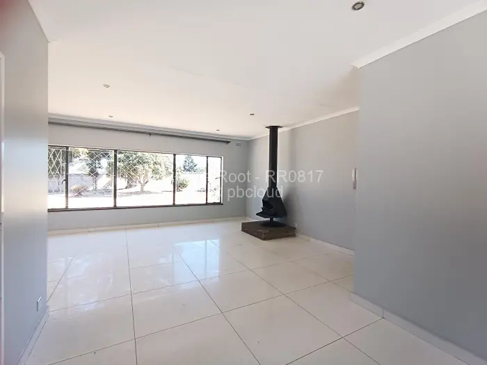 4 Bedroom House to Rent in Greendale