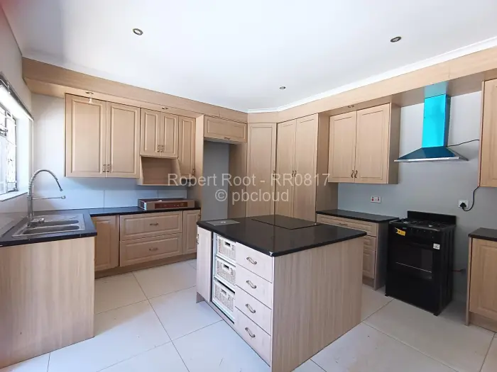 4 Bedroom House to Rent in Greendale