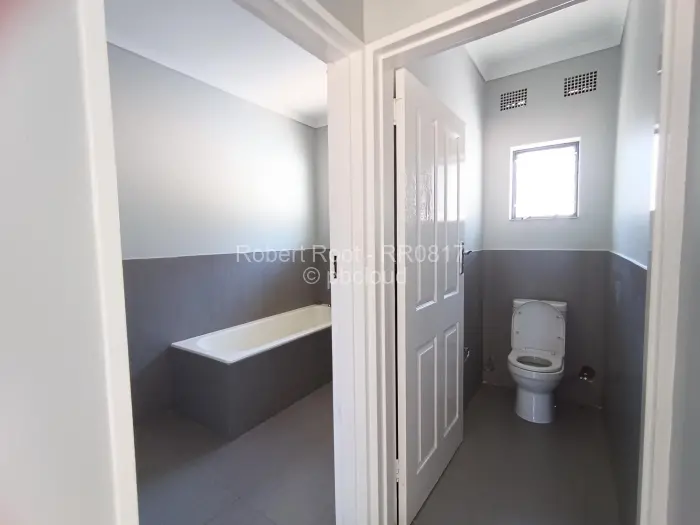 4 Bedroom House to Rent in Greendale