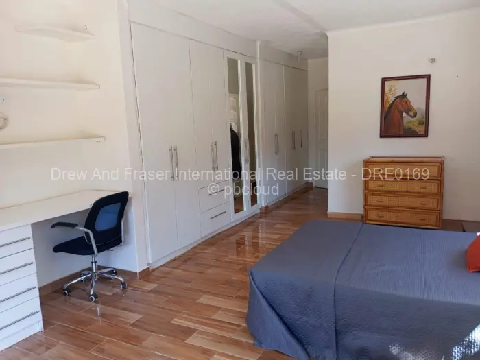 4 Bedroom House to Rent in Mount Pleasant