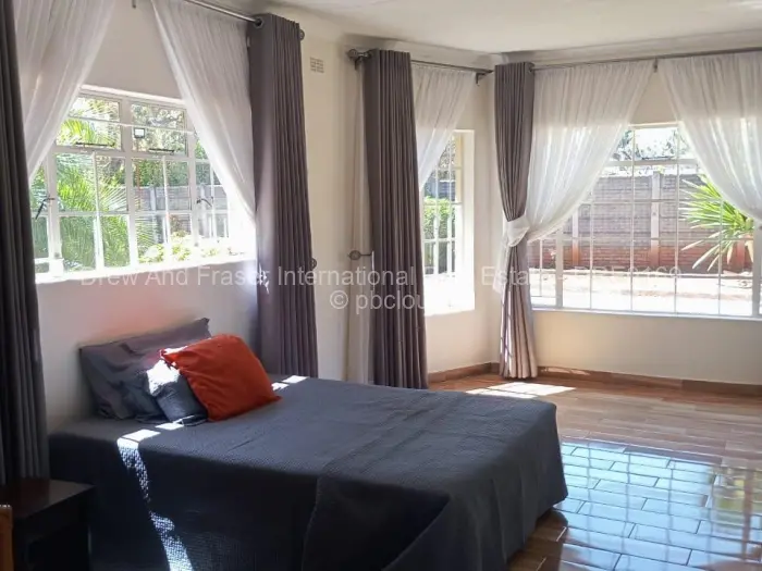 4 Bedroom House to Rent in Mount Pleasant