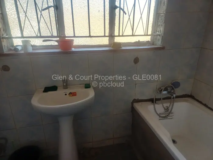 Commercial Property to Rent in Marlborough, Harare