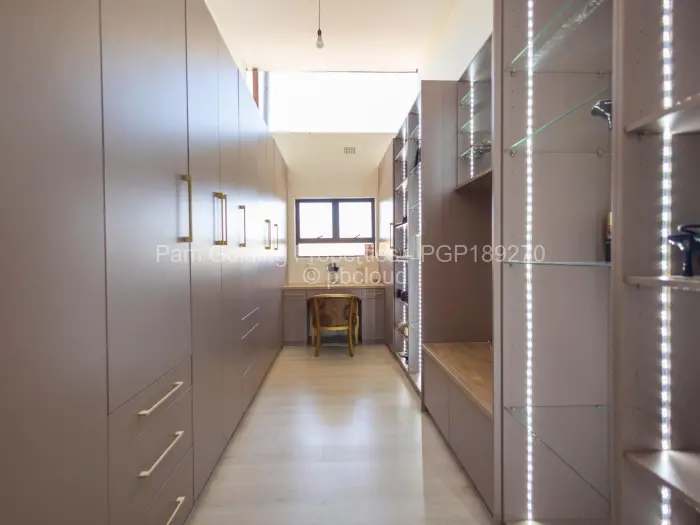 5 Bedroom House for Sale in Carrick Creagh Estate, Harare