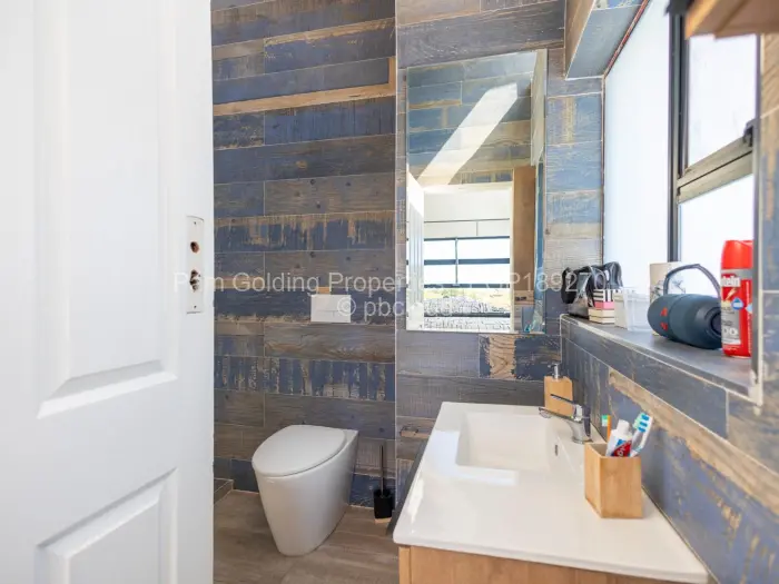 5 Bedroom House for Sale in Carrick Creagh Estate, Harare