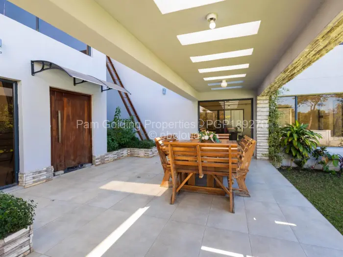 5 Bedroom House for Sale in Carrick Creagh Estate, Harare