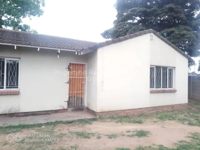 3 Bedroom House to Rent in Msasa, Harare