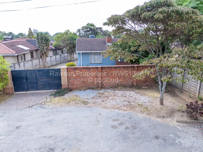 3 Bedroom House for Sale in Bluff Hill, Harare