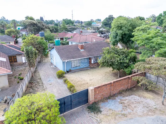 3 Bedroom House for Sale in Bluff Hill, Harare