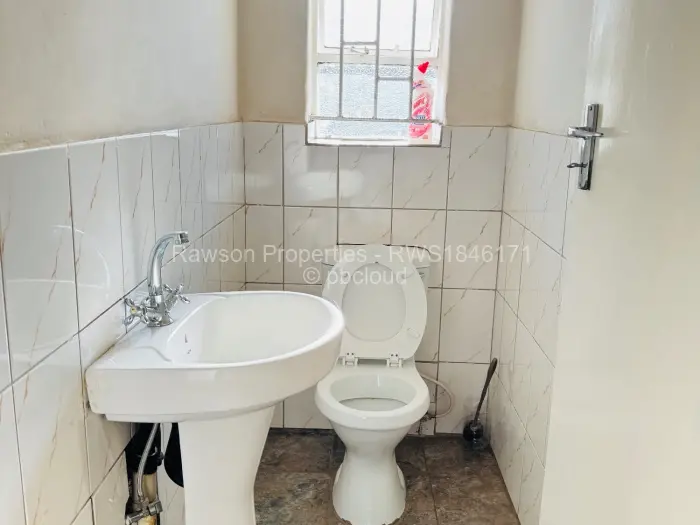 3 Bedroom House for Sale in Bluff Hill, Harare