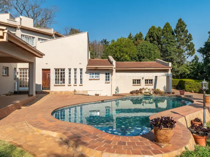7 Bedroom House for Sale in Greystone Park, Harare