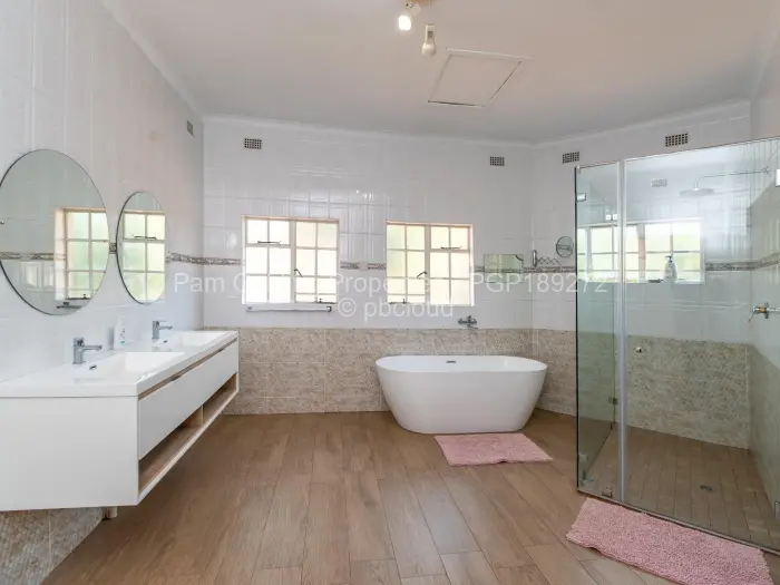 7 Bedroom House for Sale in Greystone Park, Harare