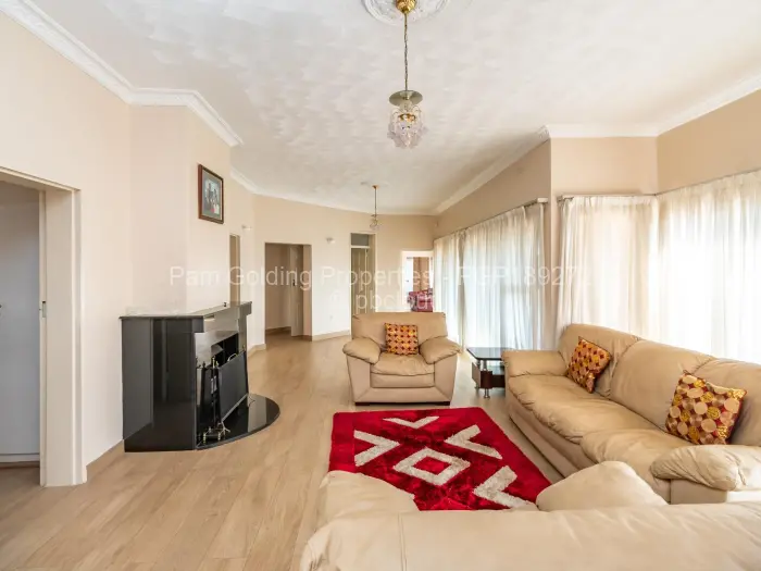 7 Bedroom House for Sale in Greystone Park, Harare
