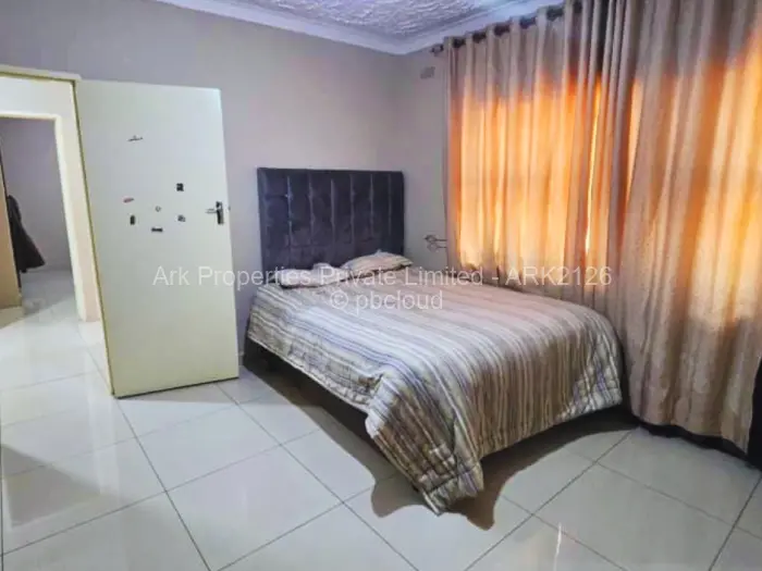 4 Bedroom House to Rent in Westgate