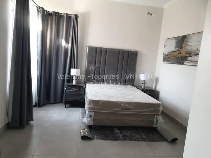 Townhouse/Complex/Cluster to Rent in Highlands, Harare